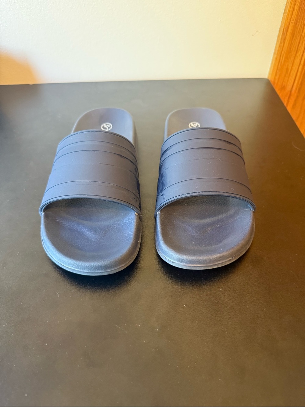 Cat & Jack Navy Slip On Slide Sandals Youth Size Large 4/5